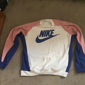 Nike long sleeve sweatshirt